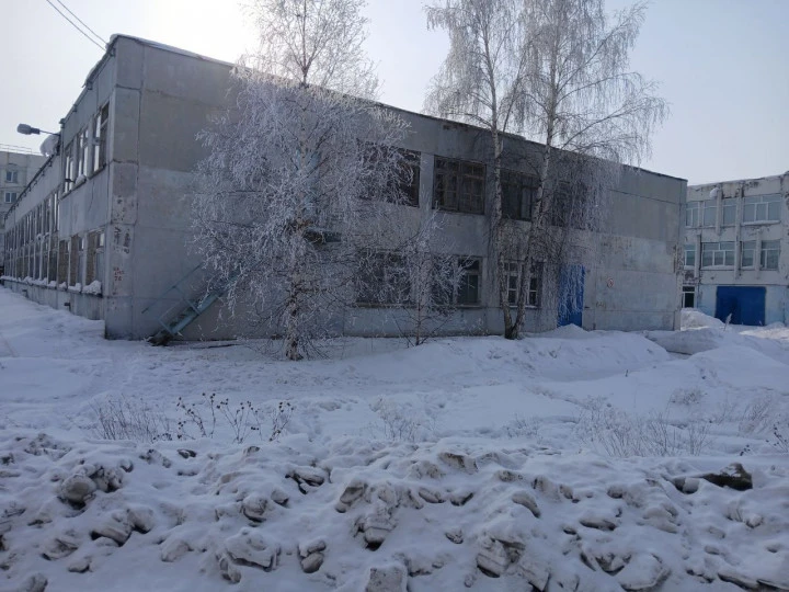 Продаются 2 нежилых здания и Земельный участок , Красноярский край, г. Назарово, мкр. Промышленный узел, дом 10 И